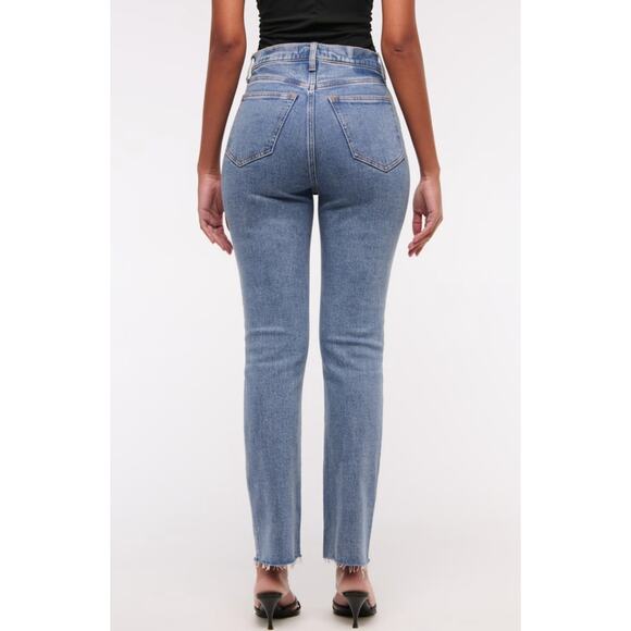 Abercrombie & Fitch Plus Curve Love Ankle Straight Ultra High-Rise Size 22 Short - Picture 2 of 10